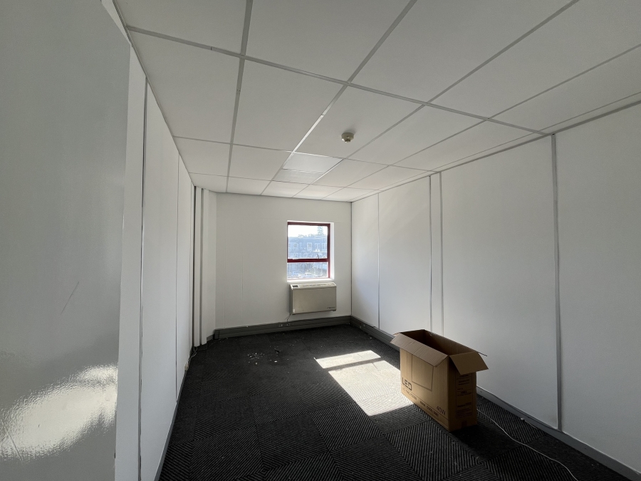 To Let commercial Property for Rent in Bo Oakdale Western Cape